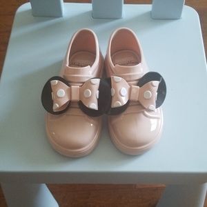 Mini Melissa Size 9 mini shoes